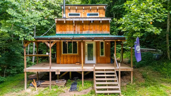 105 Chambers Fork Road, Campton, KY 41301