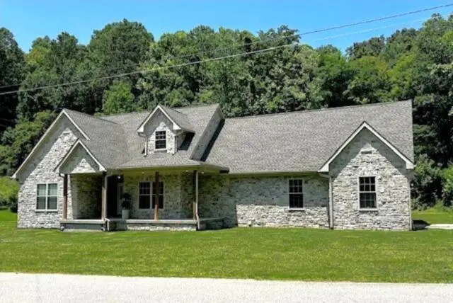 161 Collier Avenue, Jackson, KY 41339 - #1