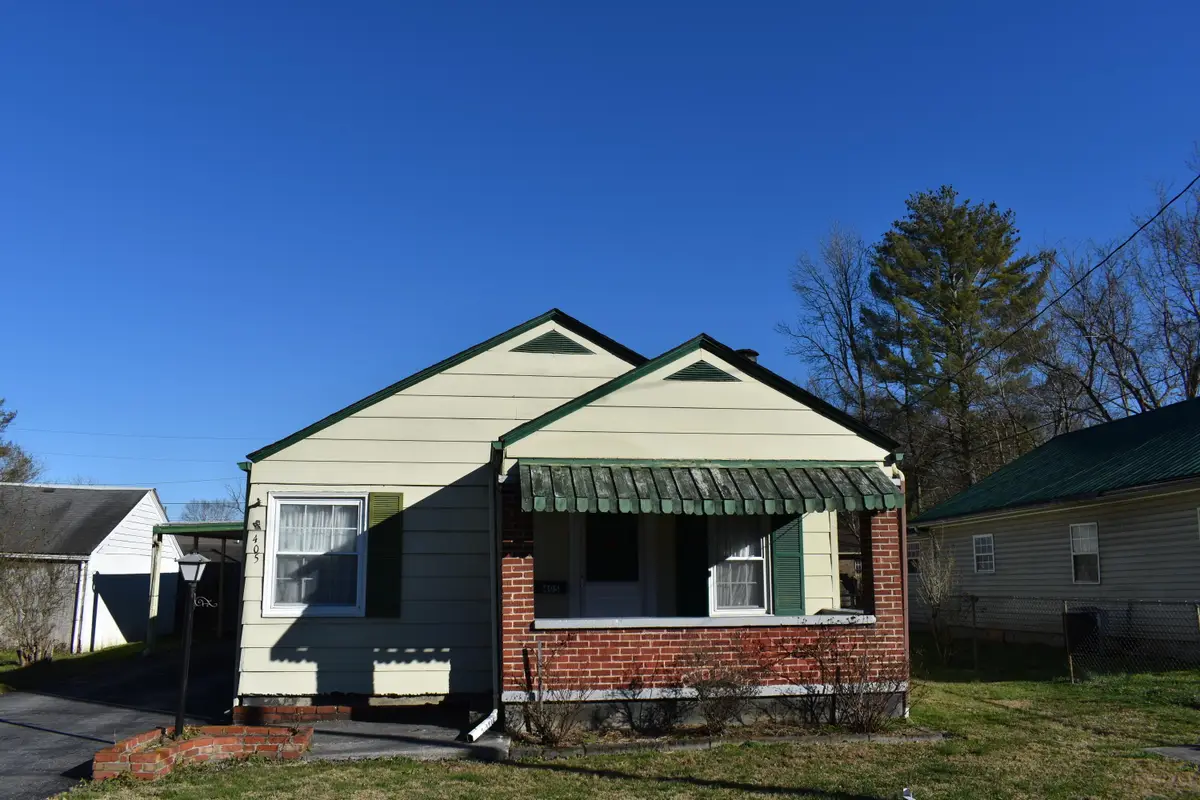405 S 37th Street, Middlesboro, KY 40965 - #1