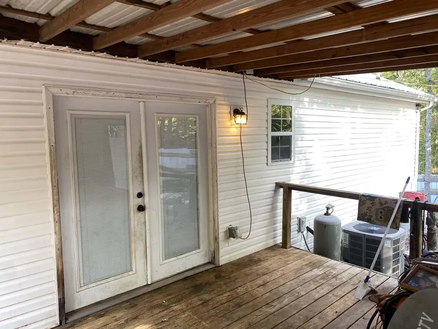 765 Whitis Road, Somerset, KY 42501 - #2