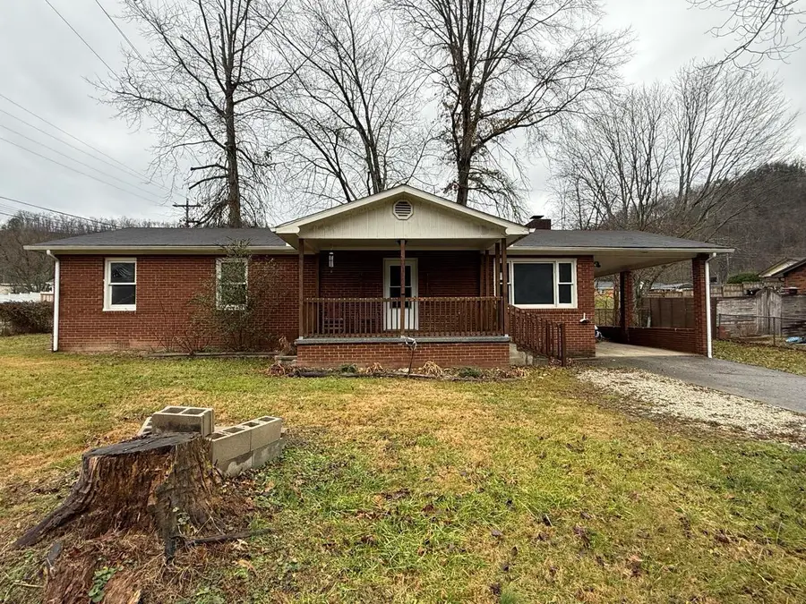 11 Short Street, Thelma, KY 41260 - #2