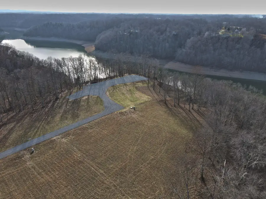 15 Dockery Road, Russell Springs, KY 42642 - #2