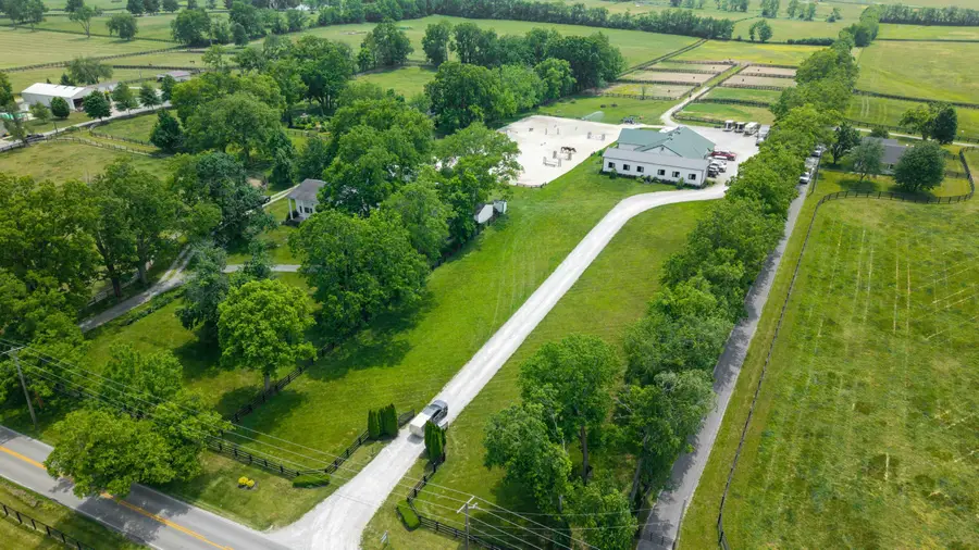 2152 Iron Works Pike, Lexington, KY 40511 - #2