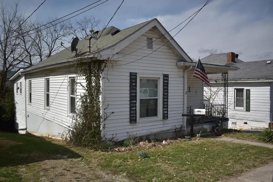 253 Parrish Avenue, Paris, KY 40361 - #2