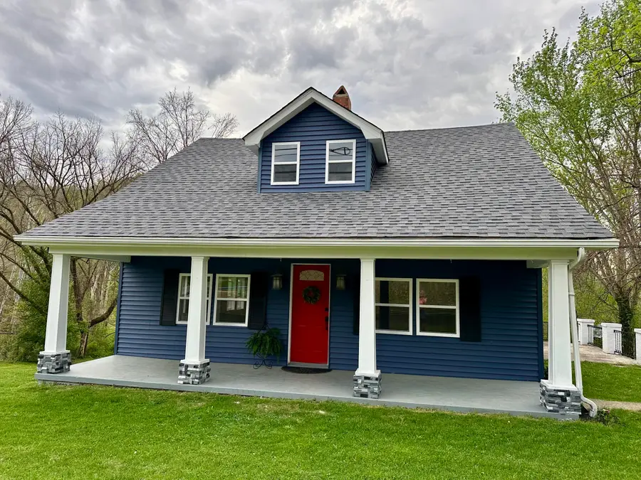1121  Winchester Road, Irvine, KY 40336 - #2