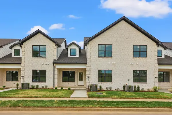 676 Hollow Creek Road, Lexington, KY 40511