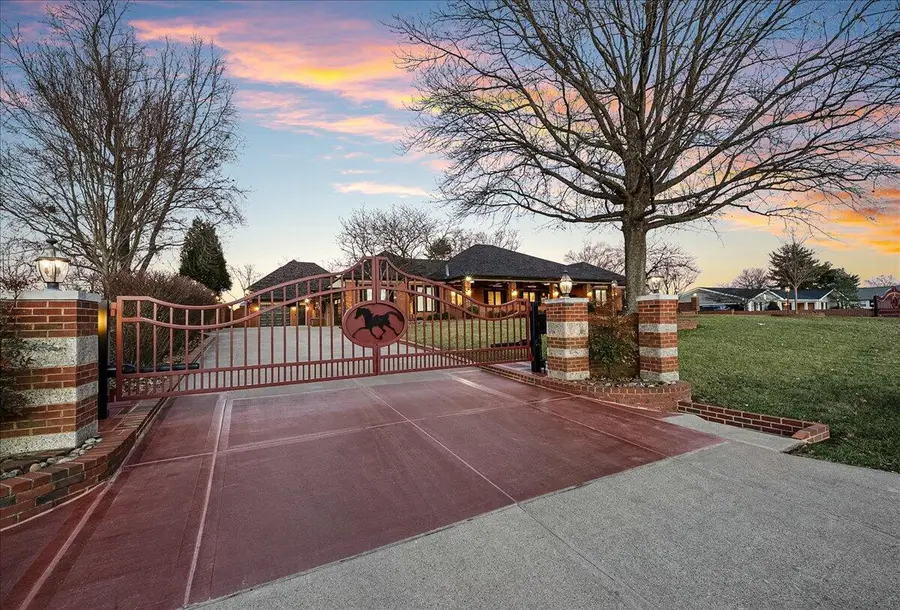 1813 Bahama Road, Lexington, KY 40509 - #3