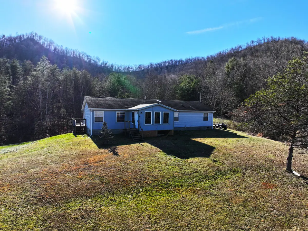 11901 Red Lick Road, Irvine, KY 40336 - #1