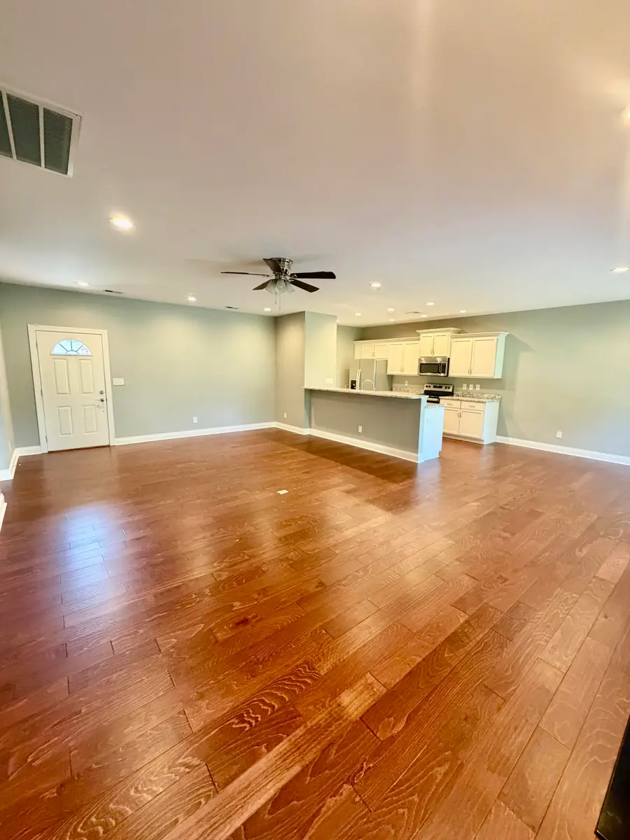 1106 Leawood Drive, Frankfort, KY 40601 - #3