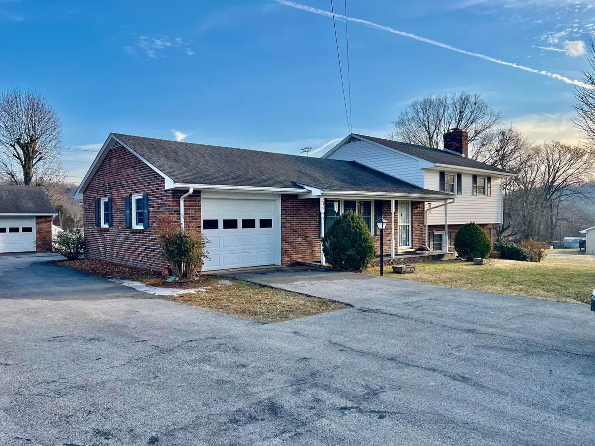 240 Hunter Street, Mount Vernon, KY 40456 - #1