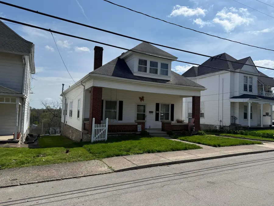 672 Higgins Avenue, Paris, KY 40361 - #2