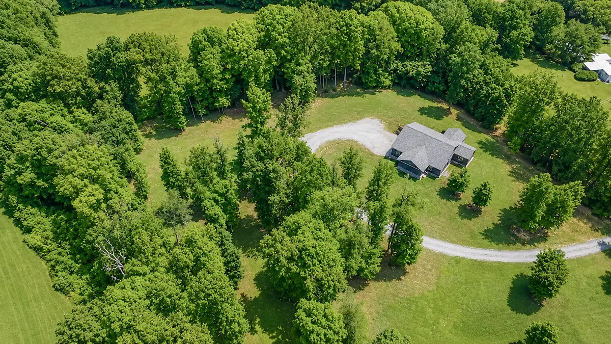 226 W Wilson Road, Russell Springs, KY 42642 - #1
