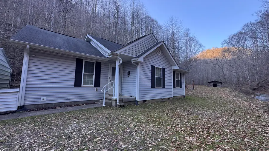 421 Wren Branch Road, Oneida, KY 40972 - #2