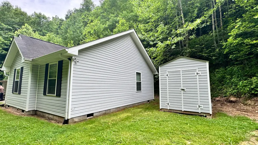 421 Wren Branch Road, Oneida, KY 40972 - #3