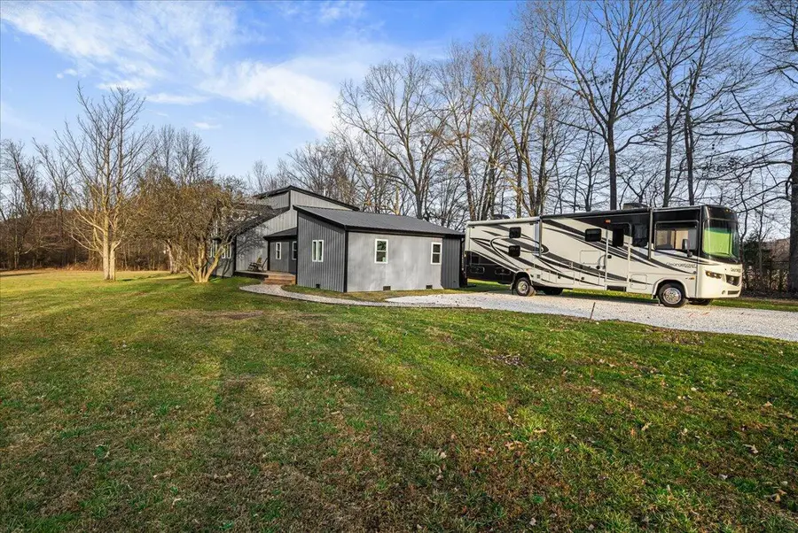 105 Karin Dr, Stanton, KY 40380 - #2
