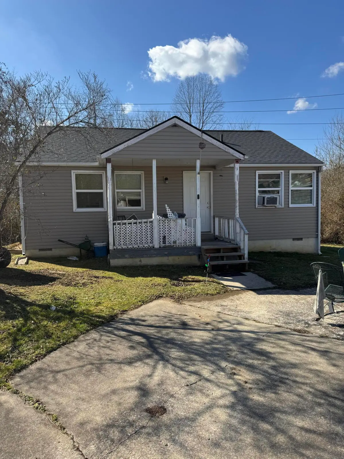 105 State, Cumberland, KY 40823 - #1