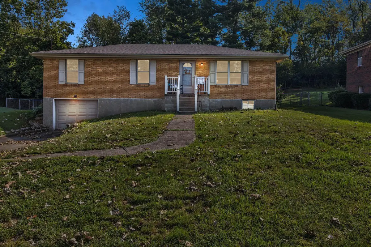 1055 Iroquois Drive, Mount Sterling, KY 40353 - #1