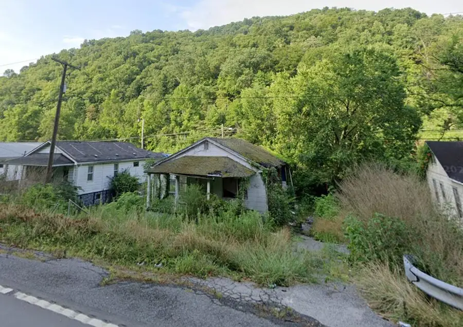 20100 Kentucky 122, Bevinsville, KY 41606 - #3