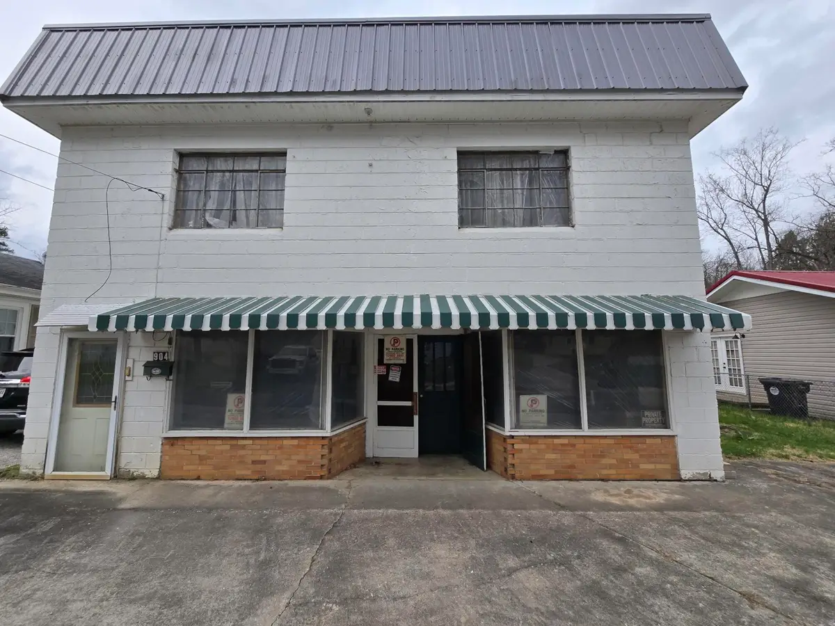904 W 5th Street, Corbin, KY 40701 - #1