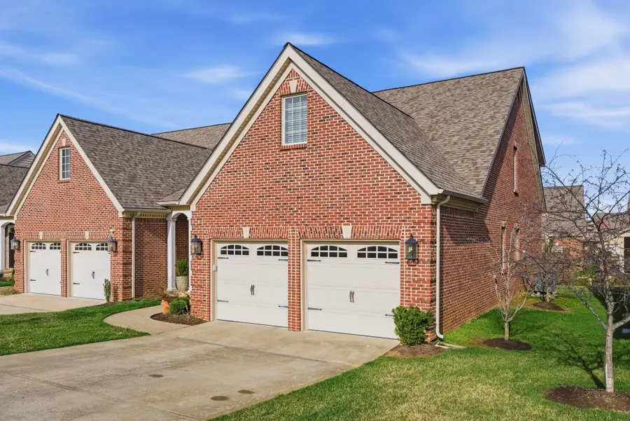 3901 Wentworth Place, Lexington, KY 40515 - #2