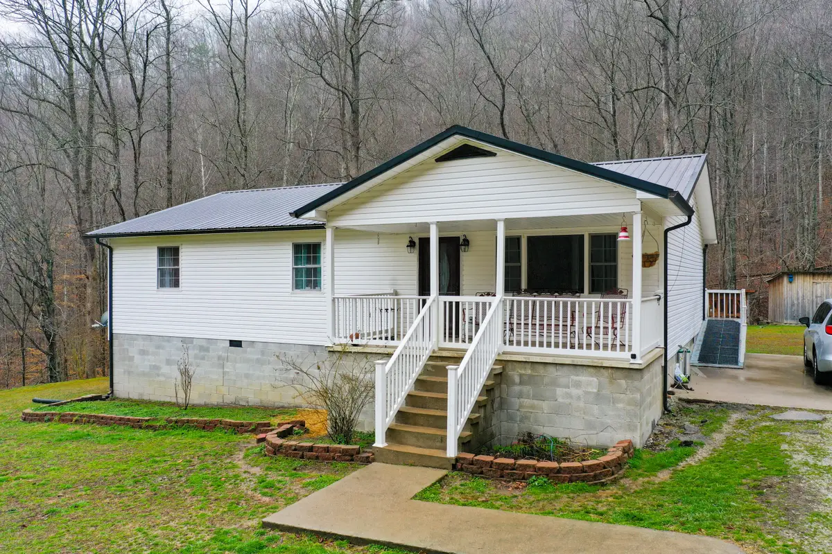 1291 Polls Creek Road, Smilax, KY 41764 - #1