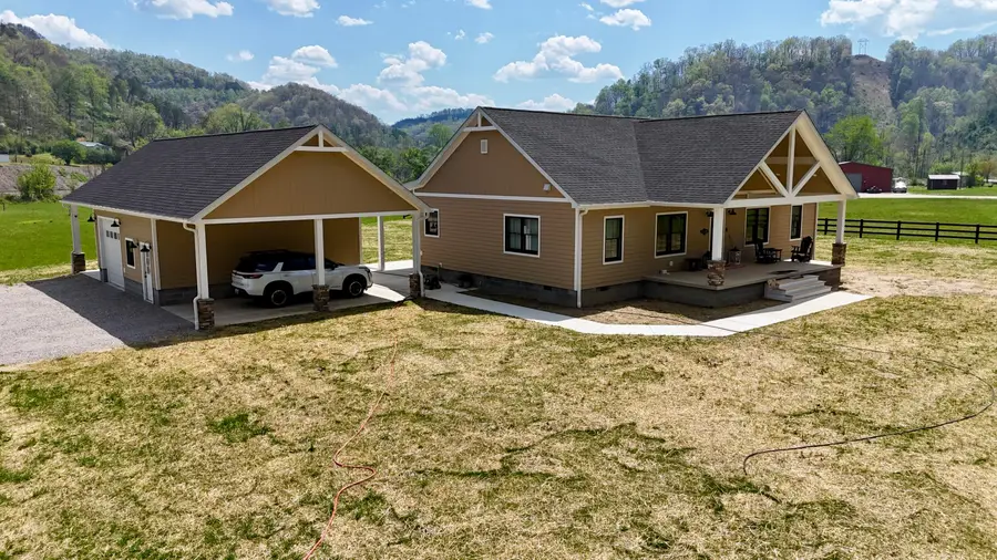 2091 Kentucky 122, Printer, KY 41655 - #2