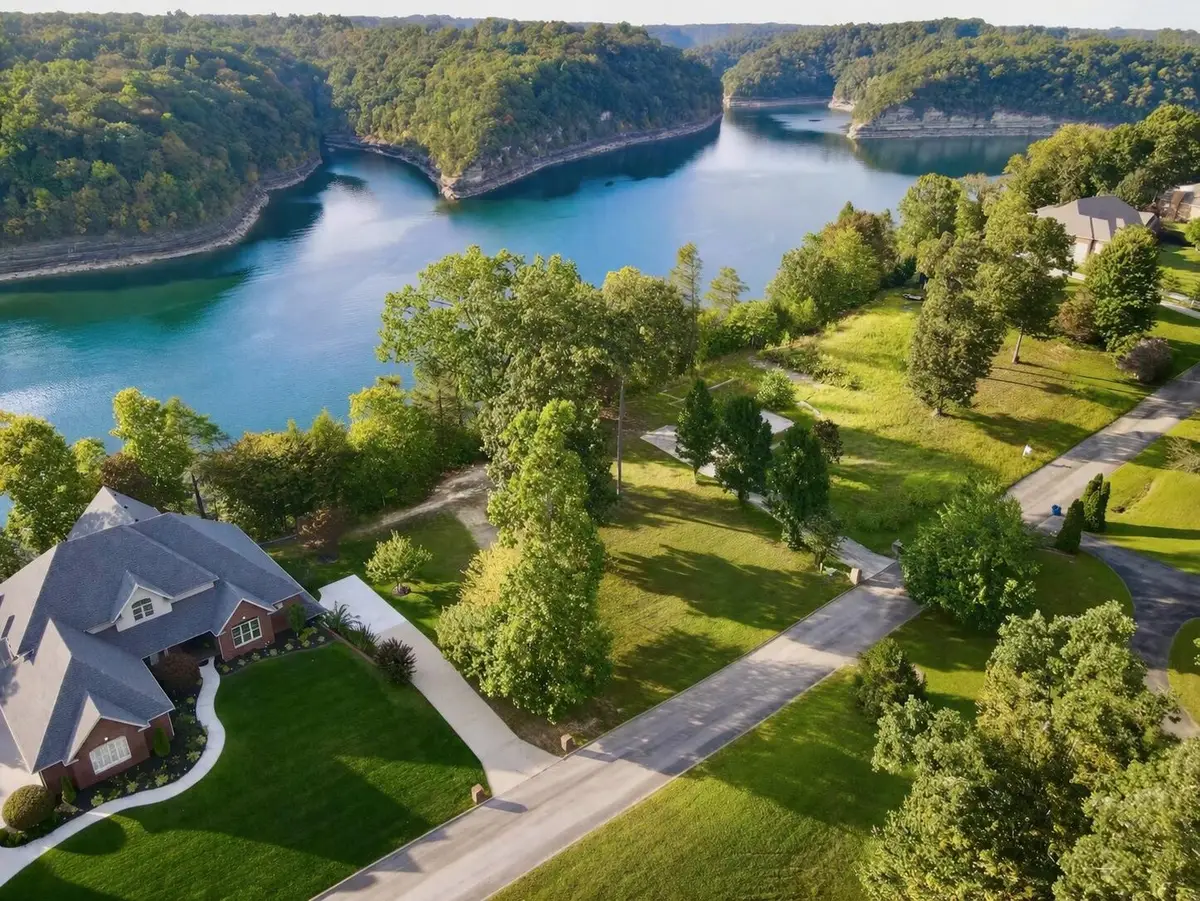 670 Water Cliff Drive, Somerset, KY 42501 - #1