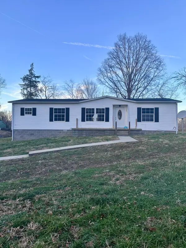 58 Pendleton Branch Road, Olympia, KY 40358