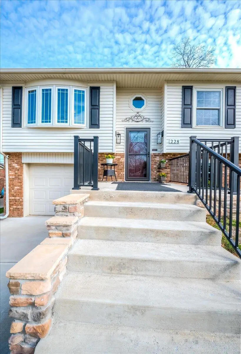 228 Holiday Road, Winchester, KY 40391 - #2