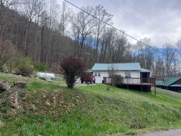 20751 State Hwy 190, Frakes, KY 40940