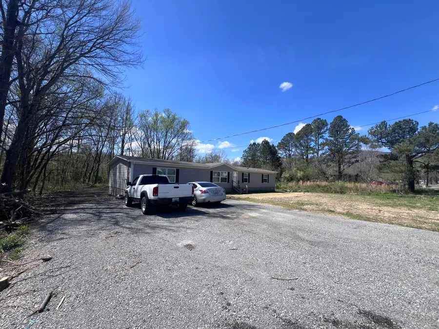 717 Highway 441, Middlesboro, KY 40965 - #2