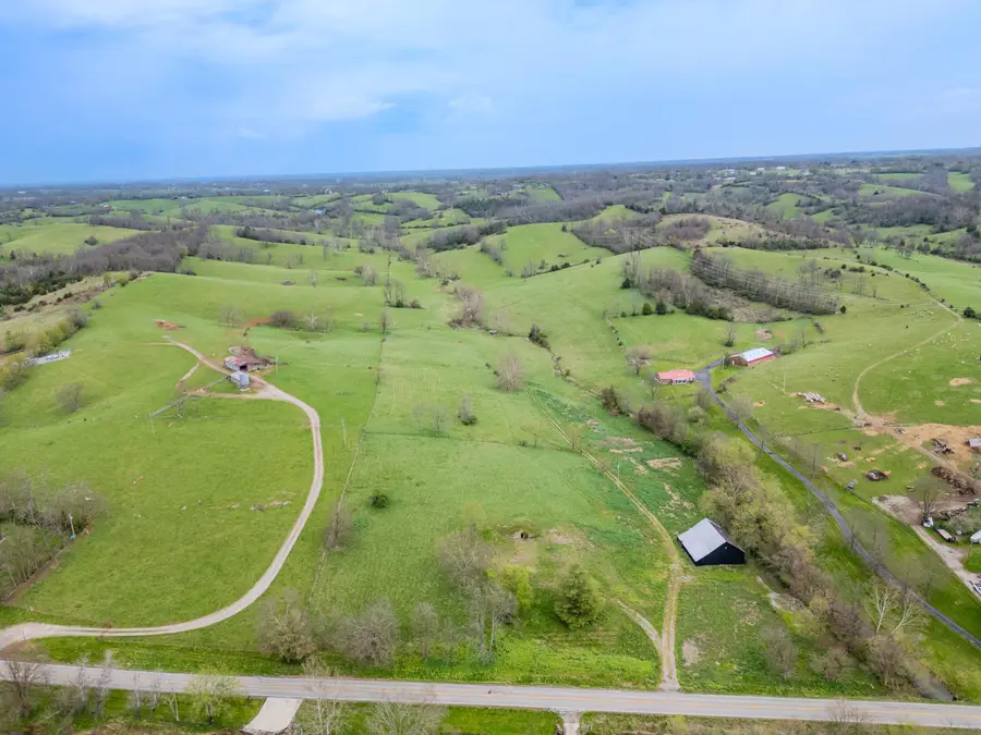 3056 Irvine Road, Winchester, KY 40391 - #2