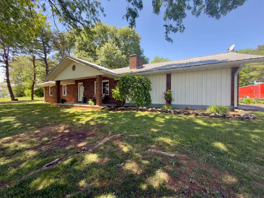 202 Willa Drive, Monticello, KY 42633 - #2