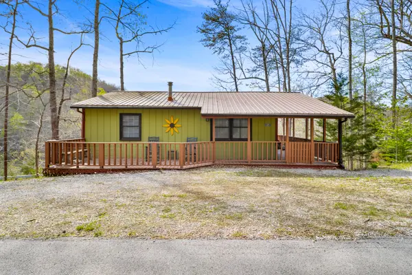 25 Godsey Avenue, Whitley City, KY 42653