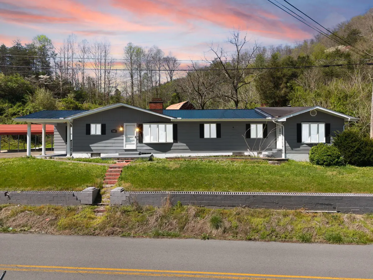 5935 Ky Rt 2030, Harold, KY 41635 - #1