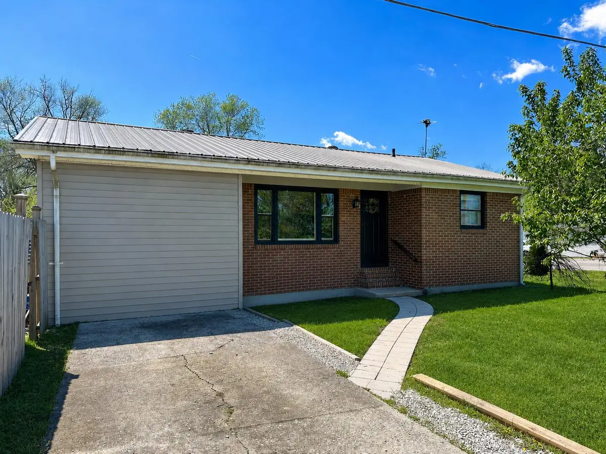 241 8th Avenue, Clay City, KY 40312 - #1