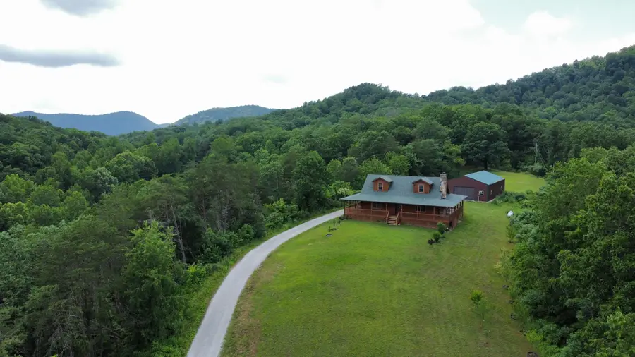 12155 Red Lick Road, Irvine, KY 40336 - #2