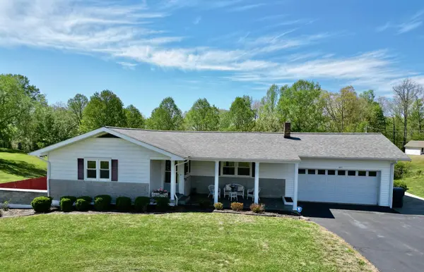 3317 Hwy 52, Beattyville, KY 41311