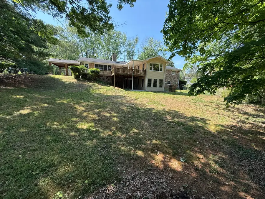 72 Military Road, Somerset, KY 42503 - #2
