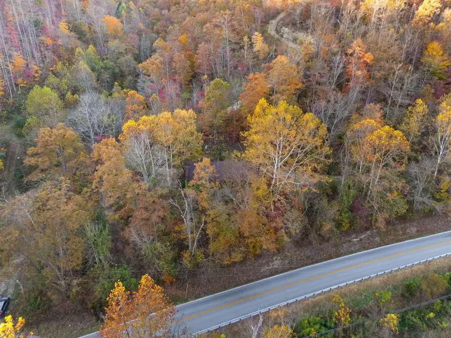 9993 S Ky-11, Manchester, KY 40962 - #2