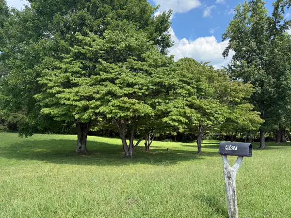22 & 23 Cherry Loop, Jamestown, KY 42629