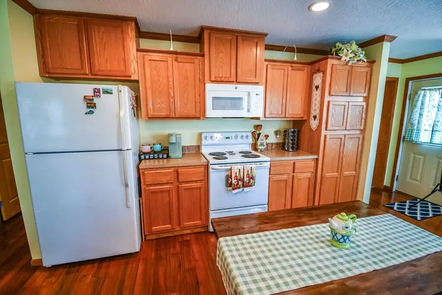12 Ridgecrest Way, Flemingsburg, KY 41041 - #3