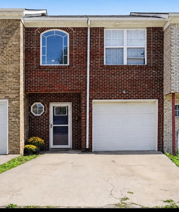 238 Bass Pond Glen Drive, Nicholasville, KY 40356