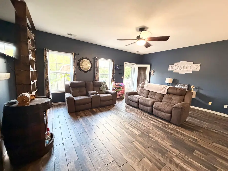 238 Bass Pond Glen Drive, Nicholasville, KY 40356 - #2