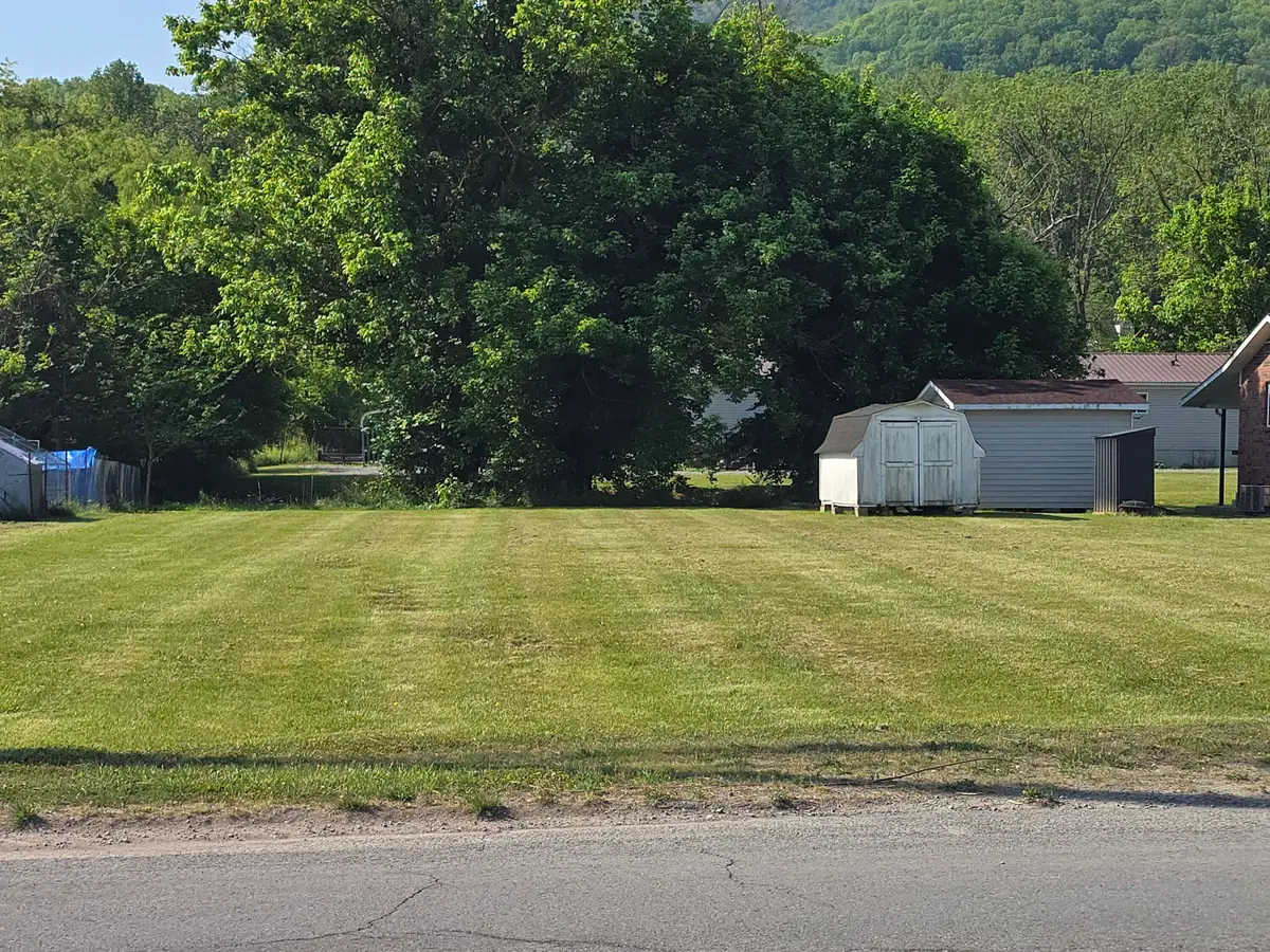 2107 Winchester Avenue, Middlesboro, KY 40965 - #1