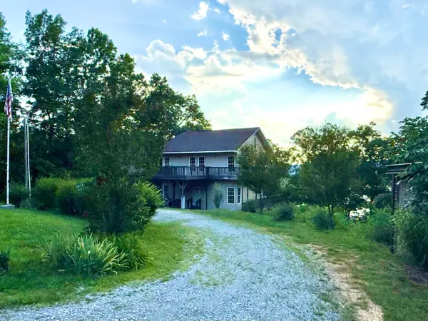340 Hunters Paradise Road, Monticello, KY 42633