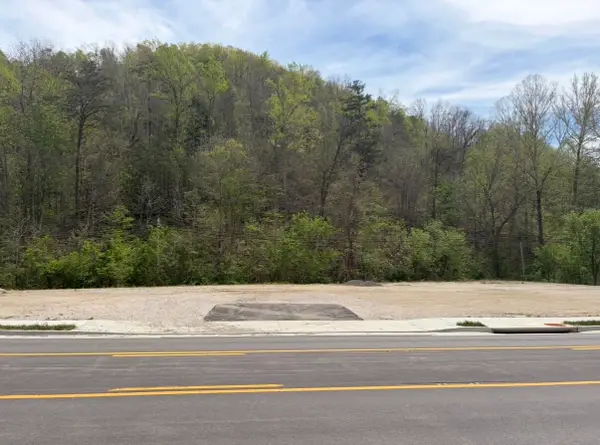 325 Main Street, Frenchburg, KY 40322
