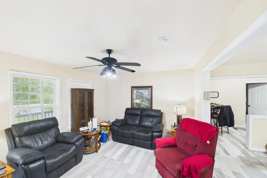 10007 Us-421, McKee, KY 40447 - #3