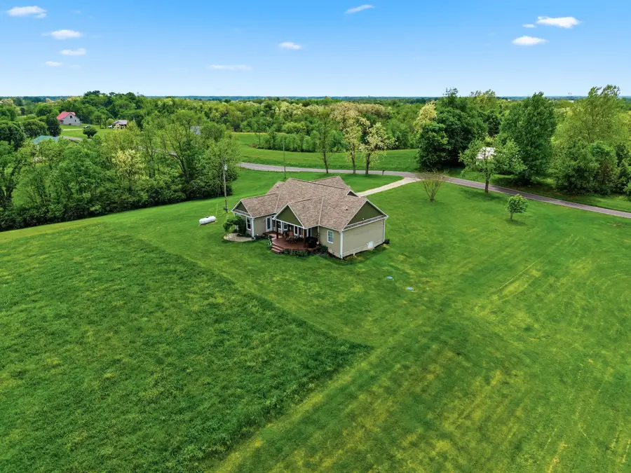 401 Simpson Ridge Road, Williamstown, KY 41097 - #2