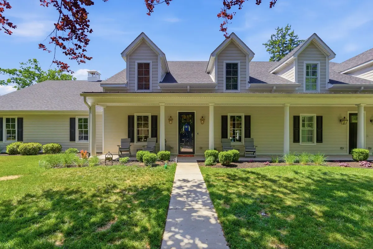 1518 Winners Circle, Lexington, KY 40513 - #1